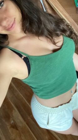 Cristina Atractiva la Compañera Perfecta para tus Momentos